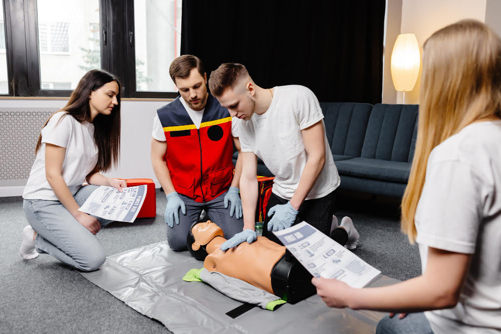 How to Get First Aid and CPR Training